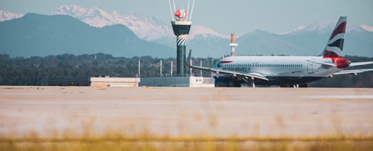 Politica: l’aeroporto di Malpensa è stato ufficialmente  intitolato a Silvio Berlusconi, un vuoto d’aria politico…